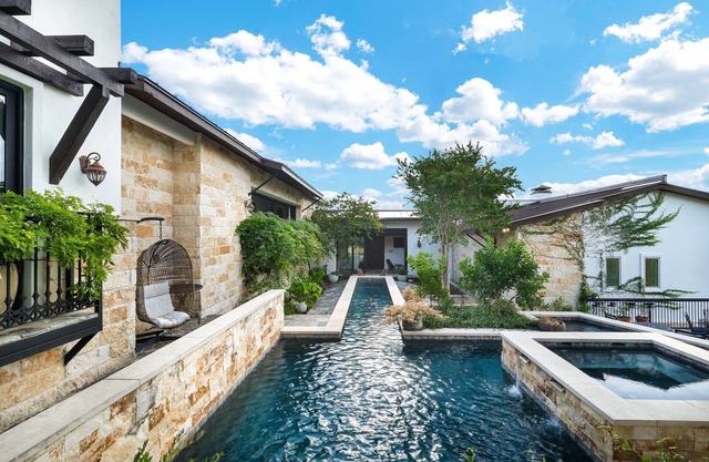 Hacienda - A Birdy Vacation Rental