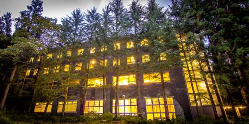 Hakuba Eagle Lodge