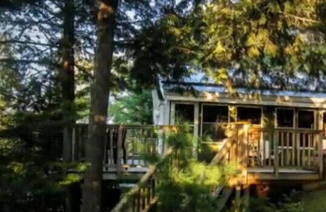 Haliburton Drag Lake Cottage - Ontario, Canada