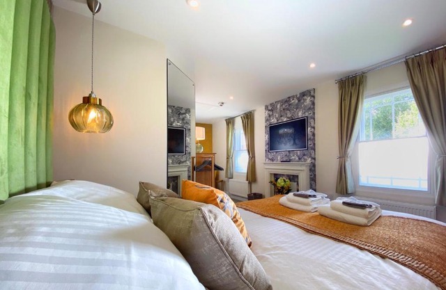 Hambrook House Canterbury - NEW luxury guest house with ESPA Spa complex