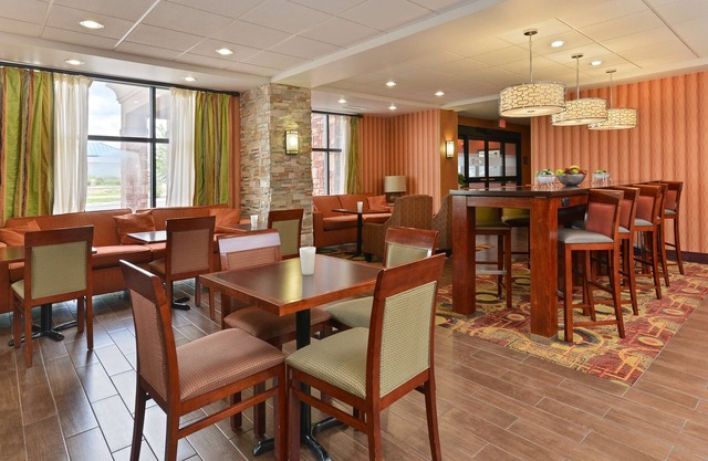 Hampton Inn Muscatine