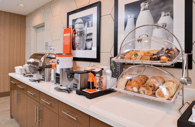 Hampton Inn & Suites By Hilton Long Island Farmingdale