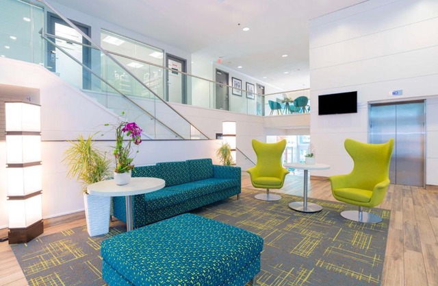 Hampton Inn & Suites, by Hilton - Vancouver Downtown