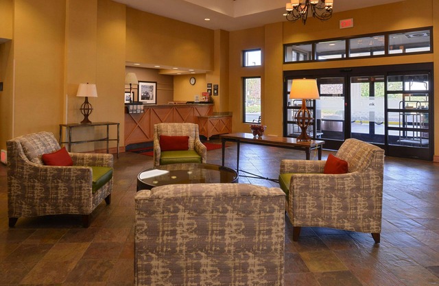Hampton Inn & Suites Pueblo-Southgate