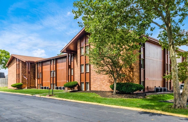 Hancock Park Furnished 2 beds, free WIFI & Parking