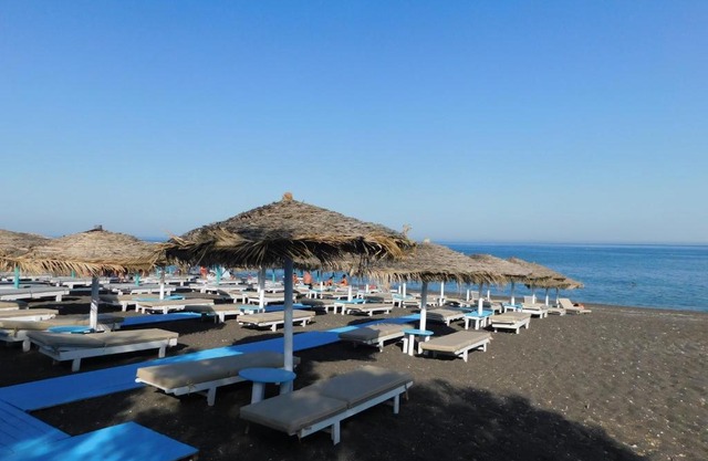 Happy Fish Rooms- BeachFront