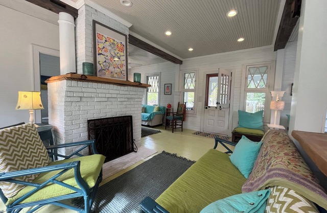 Harbor Springs 4-bedroom cottage.