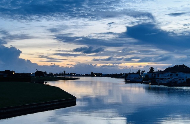 Harbour Breeze Villa - Jolly Harbour, Antigua