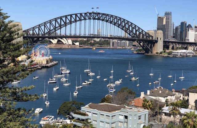 Harbourside Studio with Balcony and Breathtaking Views