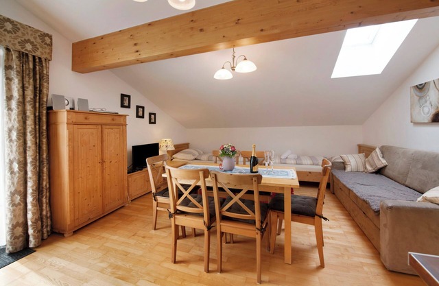 "Haus Lowe Appartement 2 Stock Nr 5" with Mountain View