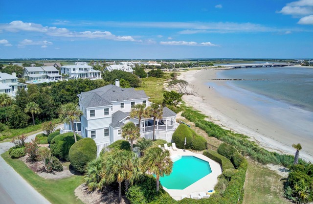Haven by AvantStay | Luxury Beachfront Home w/Pool & Gorgeous Patios