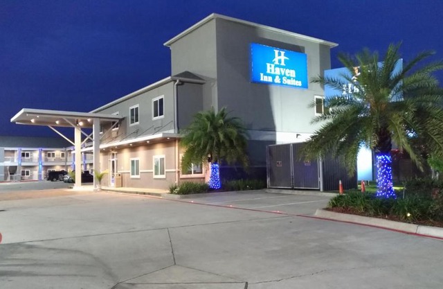 Haven Inn & Suites Downtown Houston.