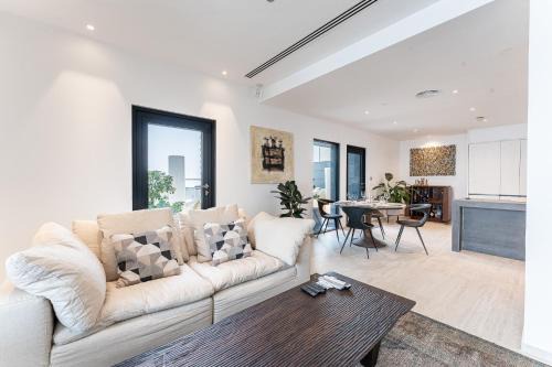 HAVN - 2bed in Index Tower DIFC with Skyline Views