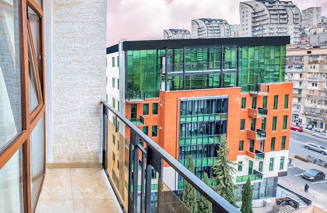 HB apartments Vazha Pshavela