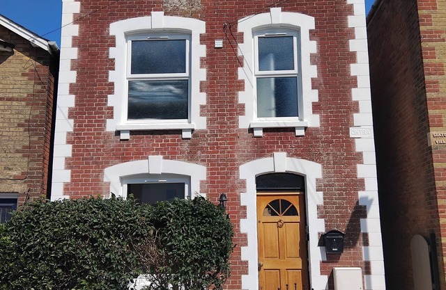 Heart of Cowes - 5 Bedroom, 10 Guests, 200m to Town