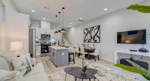 Heart of Houston - Modern 3BD Open-Concept