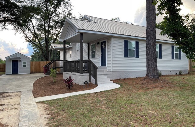 Heart of Ingleside Village, 3 bedroom with AC Macon