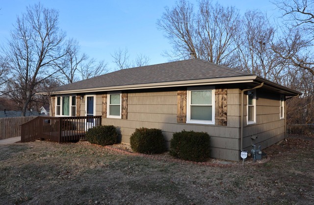 Heartland Haven in Kansas City/Independence Area: Pet Friendly &Newly Remodeled!