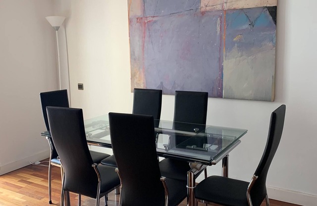 Heated apartment + "supercentric" private parking