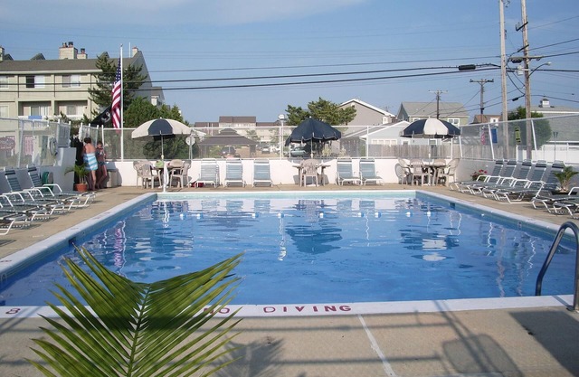 Heated Pool , One Block to Private Beach
