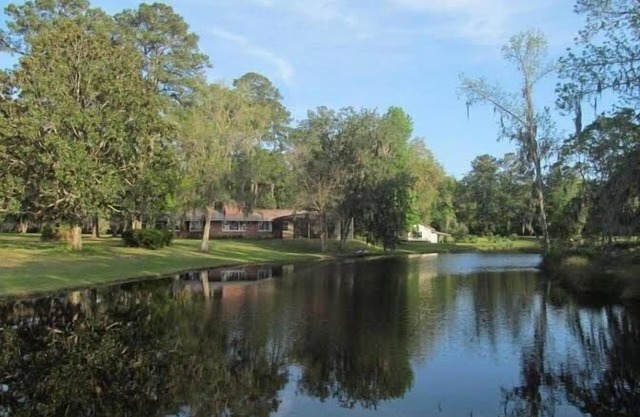 Heated Pool, Private Tennis/Pickleball Court, Private Dock on Satilla River