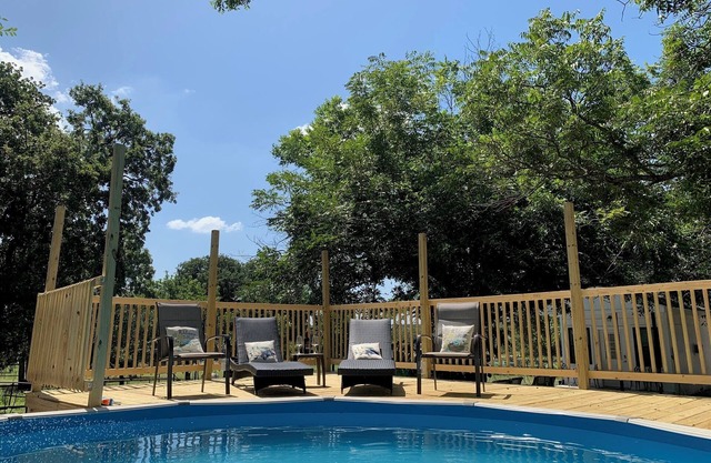 Heated Swim Spa, Pool, Hot Tub, Sauna, Pickleball, Game & Poker Rooms, Longhorns