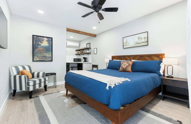 Heather RM4 Sequoia Motel AC, WiFi, Pool