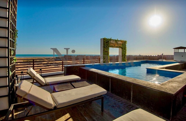 Heavenly 95m Luxury apt in boutique resort wifi