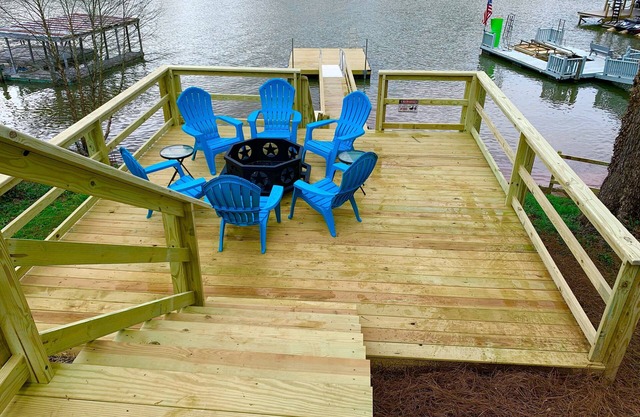 Heavenly Harbor - Lake Life at its Best!