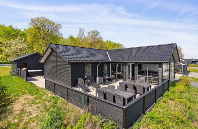 "Helina" - 180m from the sea by Interhome