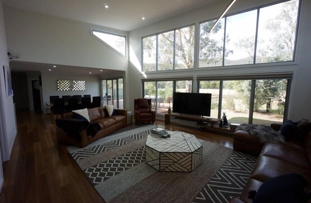 Hemley House - Three Bedroom, 2 bathroom House Halls gap