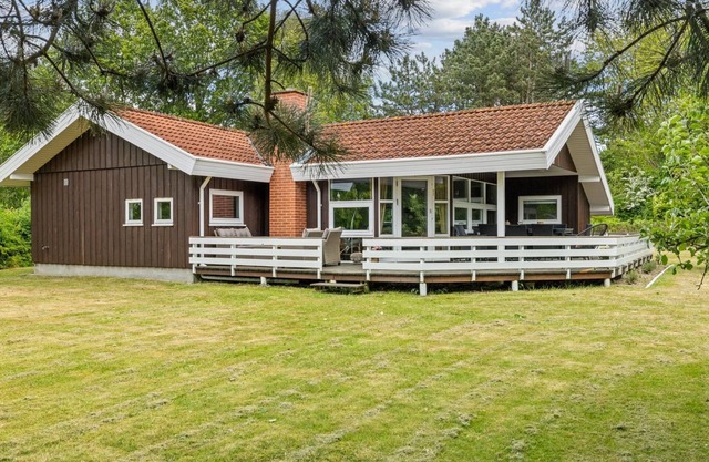 "Hennrik" - 240m from the sea by Interhome