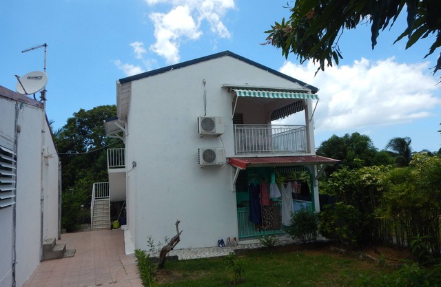 Hibiscus Apartment