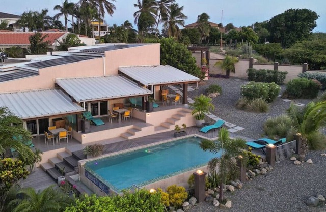 Hidden Hill Bungalows by Bocobay
