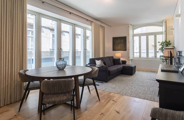 Hidden Oasis - River View by LovelyStay