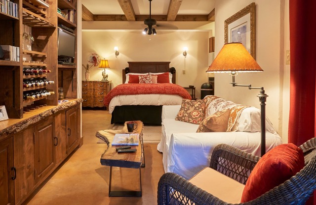"Hidden Secret" High Country romance & respite, on 4 acres