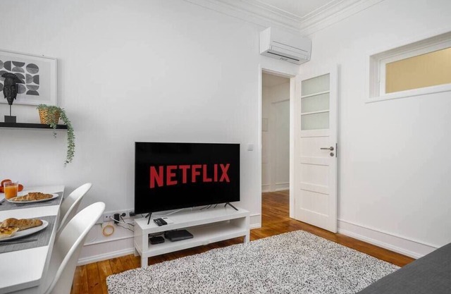 Hideaway Family Apartment | AC | Wi-Fi | Location