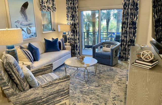 High End, 2/2 Private BEACHFRONT condo w/Golf Cart, w/heated pool & hot tub.
