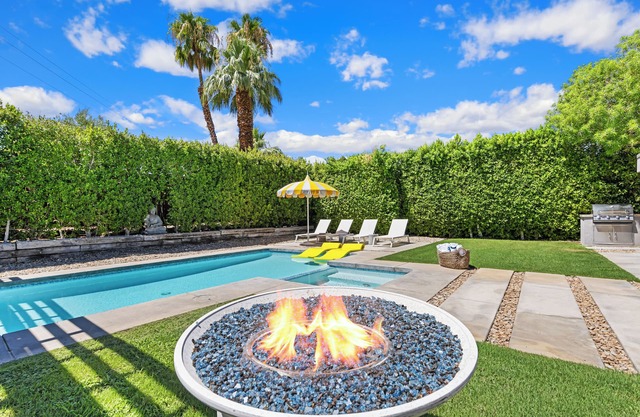 High Style Home, Dreamy Saltwater Pool
