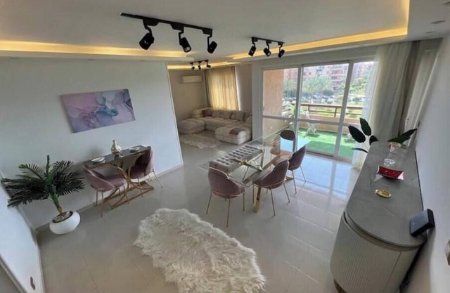 Highend Luxe 3BD Apartment in Rehab - New Cairo