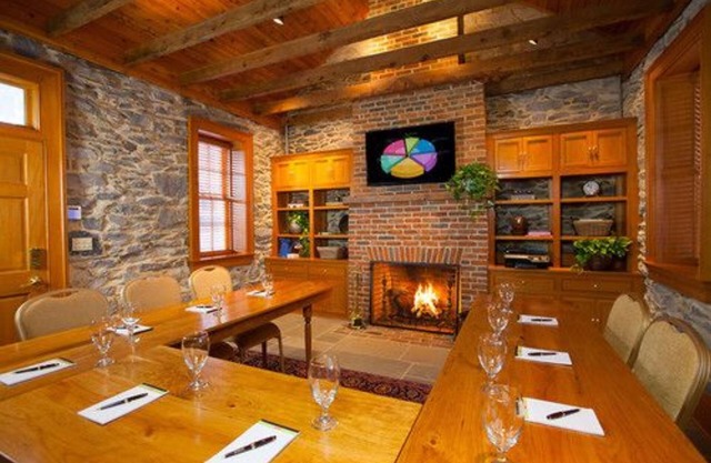 Hillbrook Inn