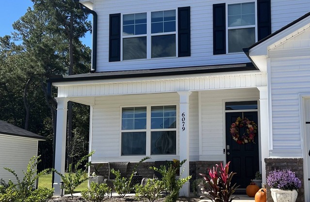 Hillside View! 5 miles from Masters