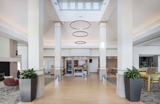 Hilton Garden Inn St. Charles
