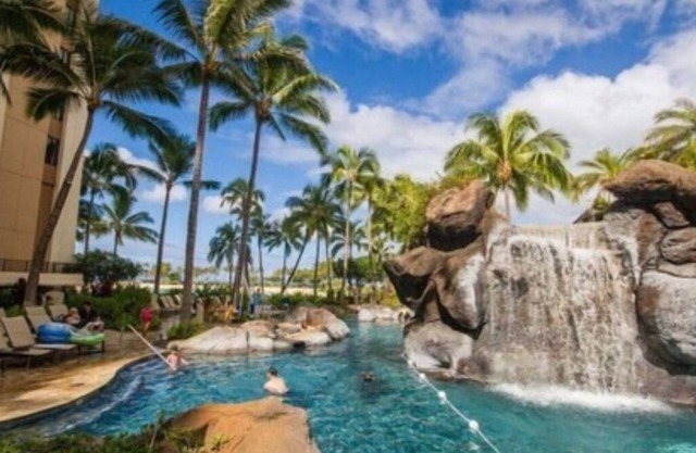Hilton Hawaiian Village Lagoon Tower, 1 Bedroom w/Balcony, Waikiki Beach
