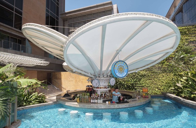 Hilton Manila Newport World Resorts