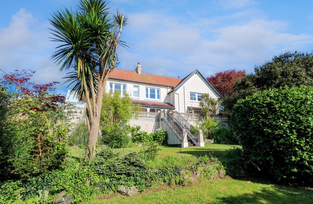 HINDON HALL, family friendly, with a garden in Carbis Bay