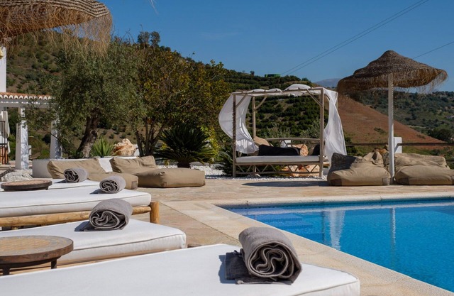 Hip chic Villa Pepita Comares Andalucia