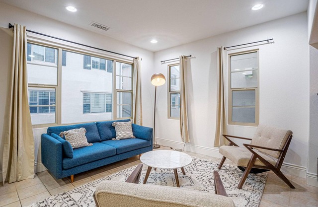Hip Milpitas 4BR w/Office Nook, Patio & Garage, nr Coffee, by Blueground
