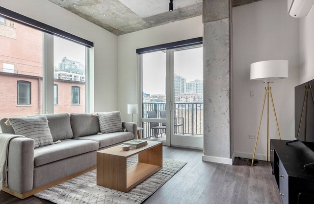 Hip River North 1BR w/Gym, Sky Terrace & Yoga Studio, by Blueground