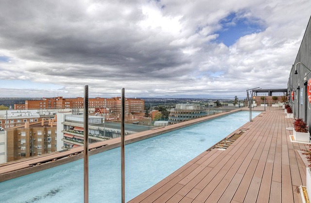 Hip Vallehermoso 2BR w/ Gym & Pool nr Ciudad Universitaria, by Blueground